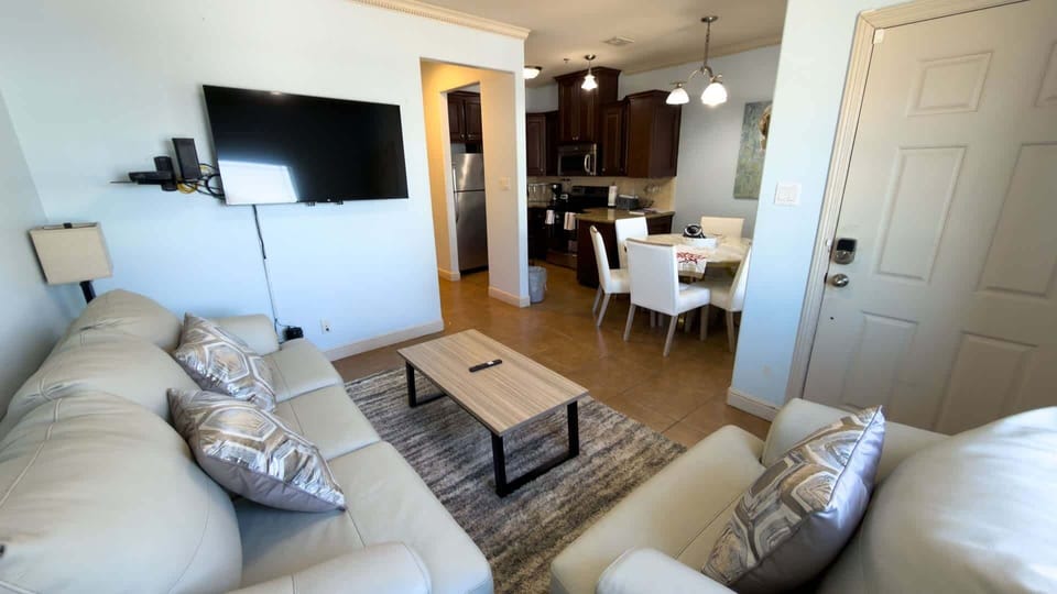 Apartment, 2 Bedrooms | Living area