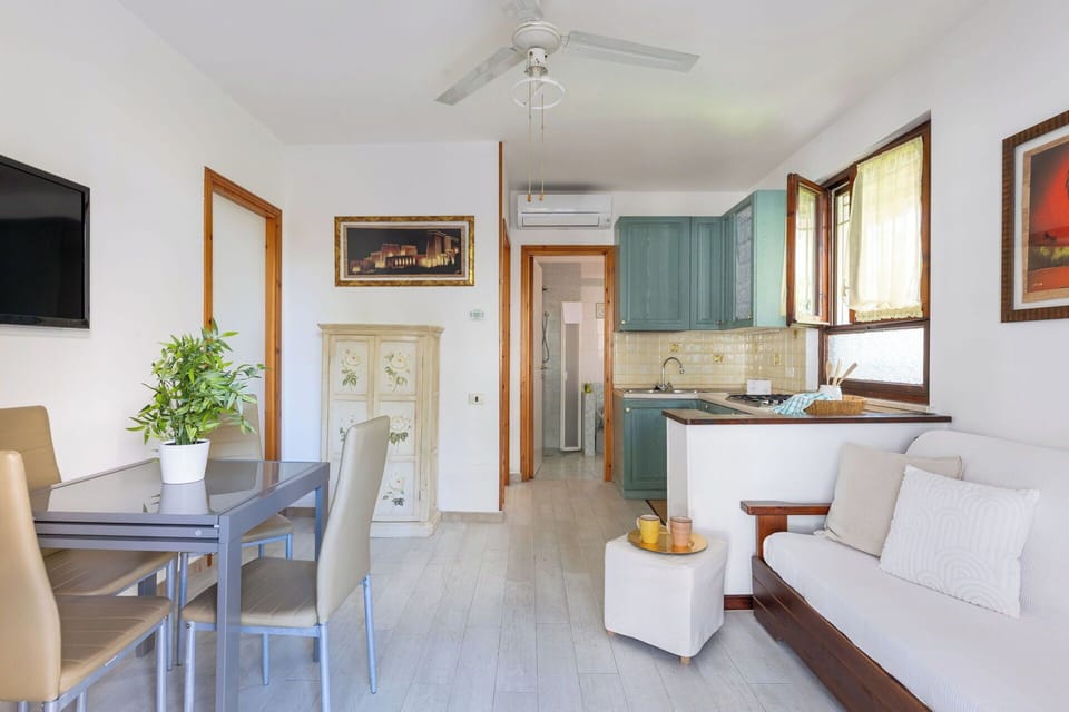 Kitchen, Living Room