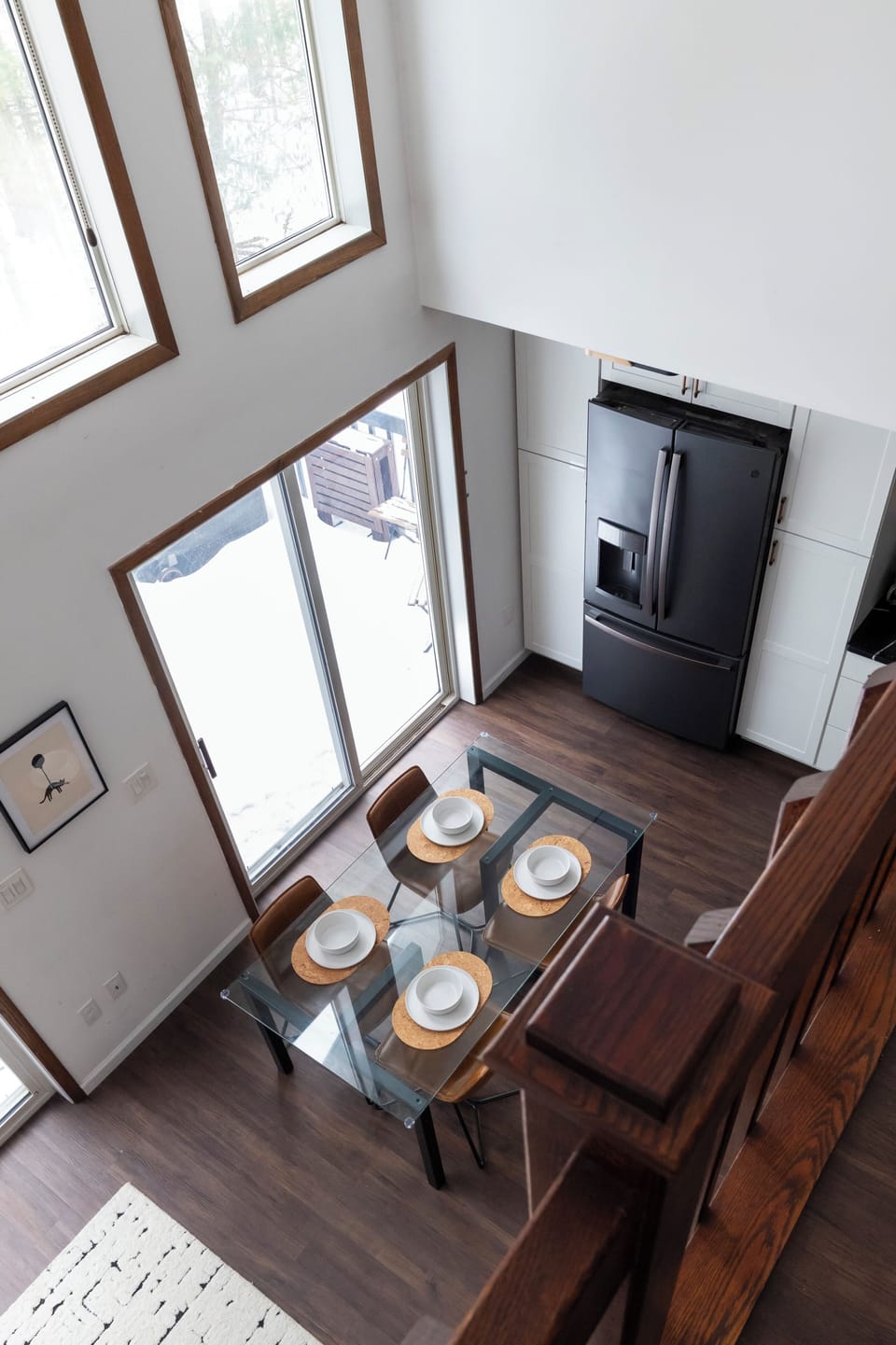 Dining in peace - enjoy the views of nature as you enjoy your favorite meals
