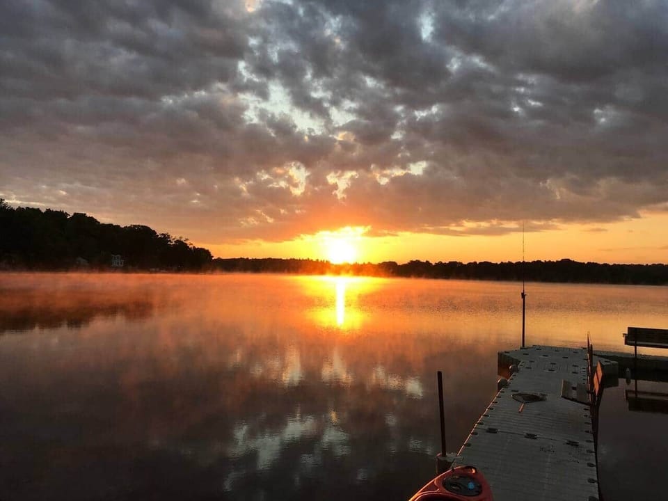 Sunrise at lakefront