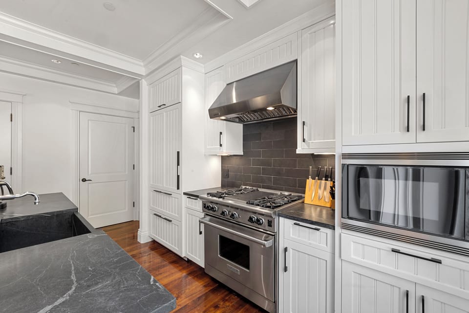 3.01-telluride-creekside-haven-kitchen