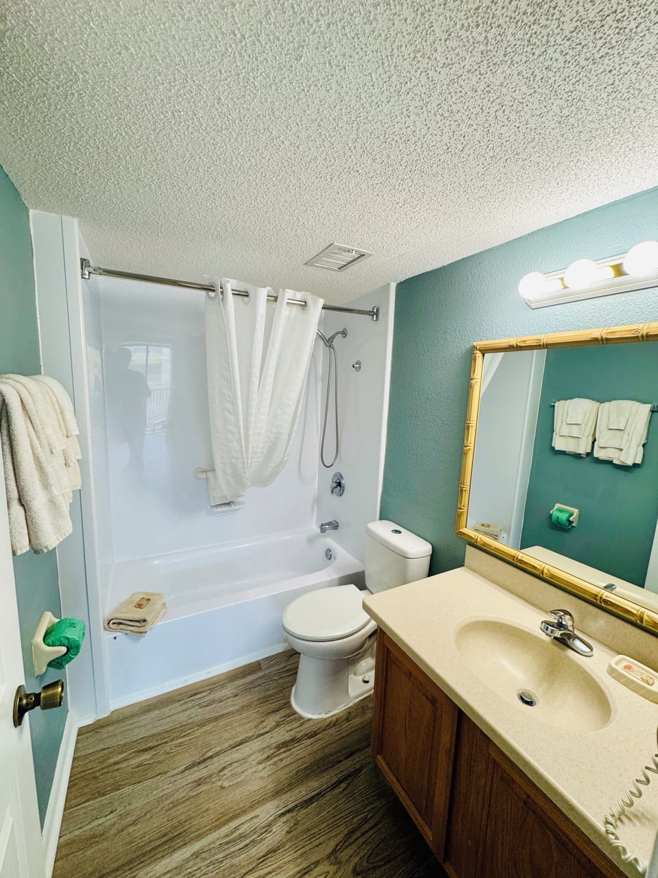 Luxury Condo, Balcony, Partial Ocean View | Bathroom | Hair dryer, soap, toilet paper