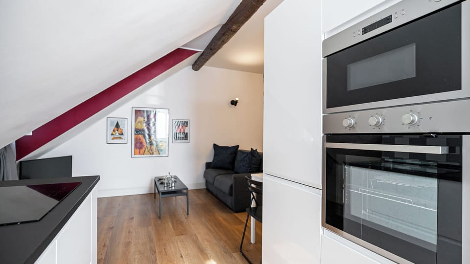 Apartment (1 Bedroom) | Interior