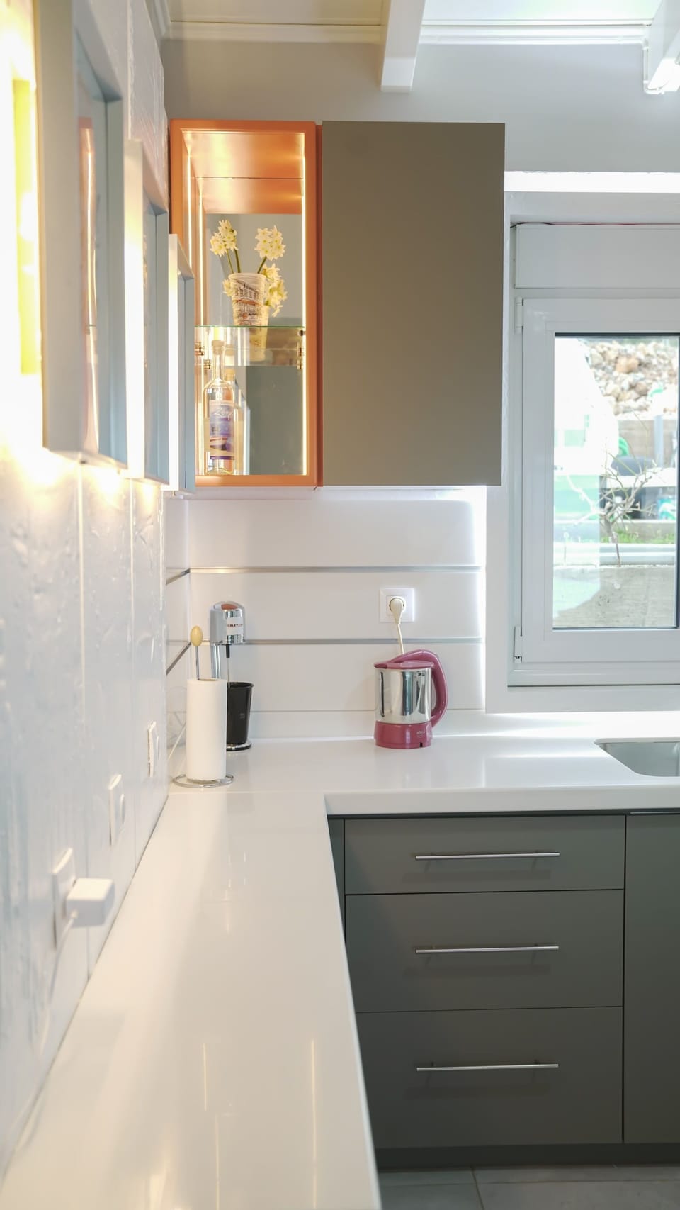 Clean, streamlined kitchen layout