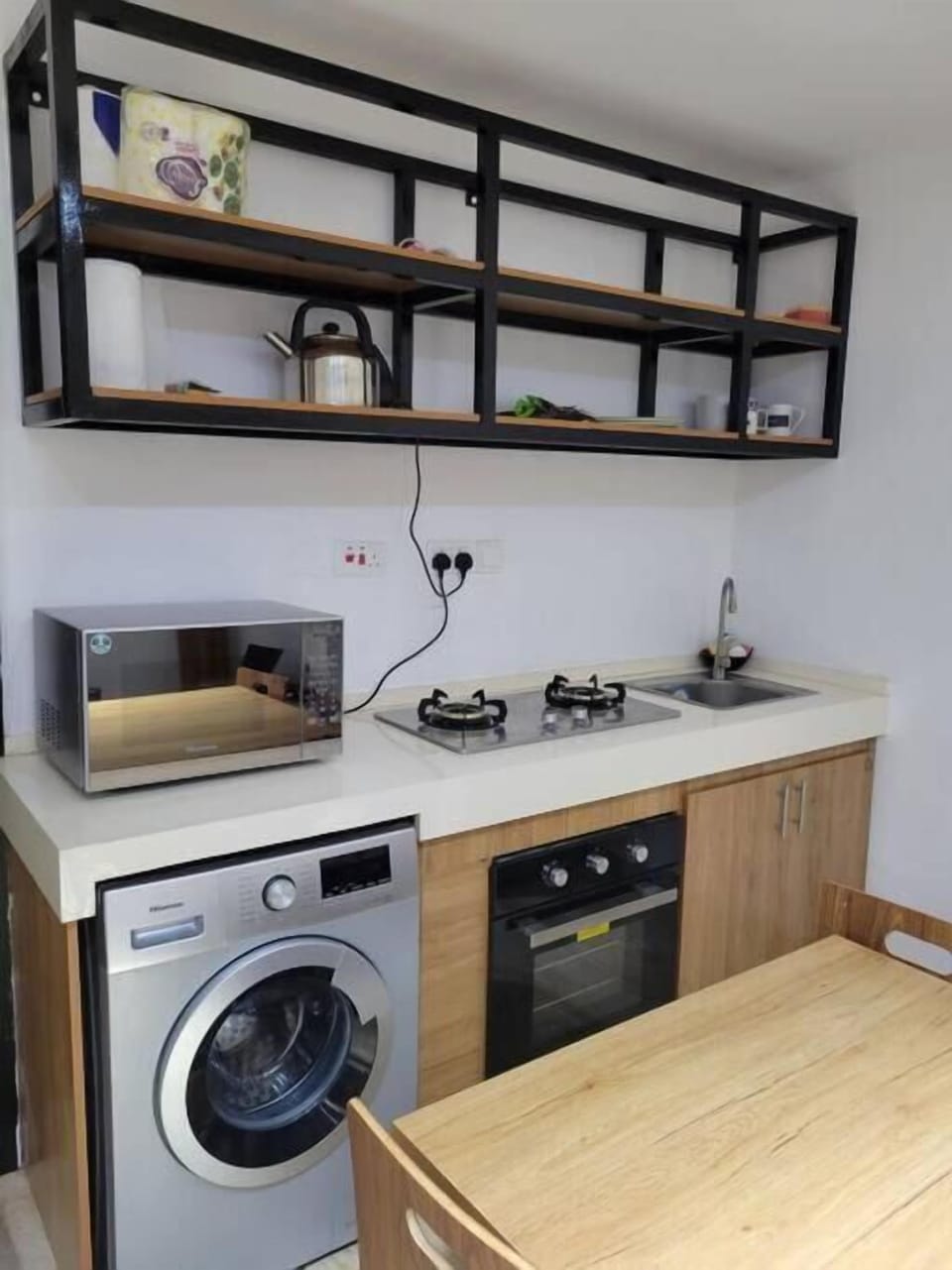 Fridge, microwave, stovetop, cookware/dishes/utensils