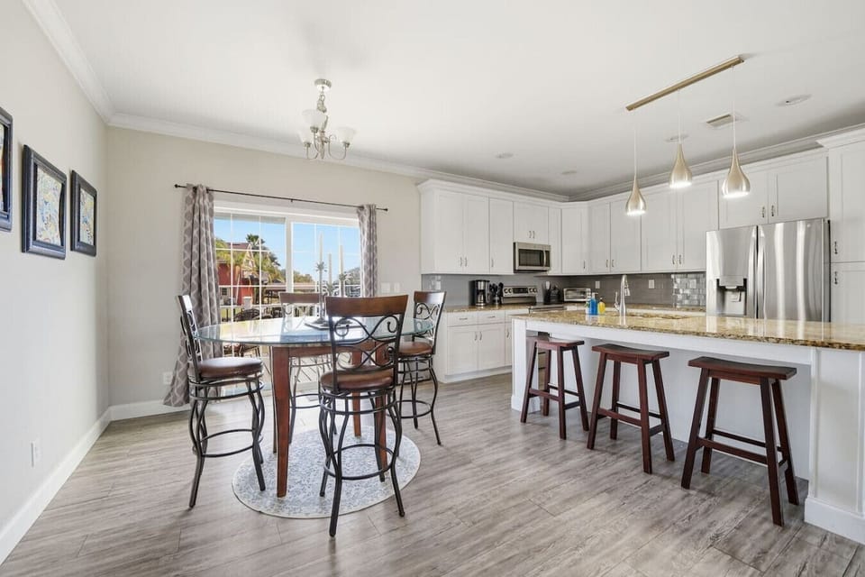 Dining area with ample seating for everyone
