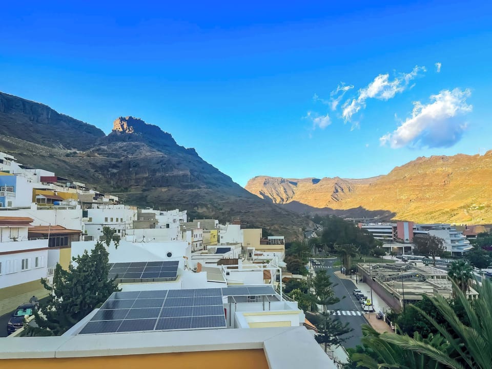 Enjoy breathtaking mountain views from the sun loungers.