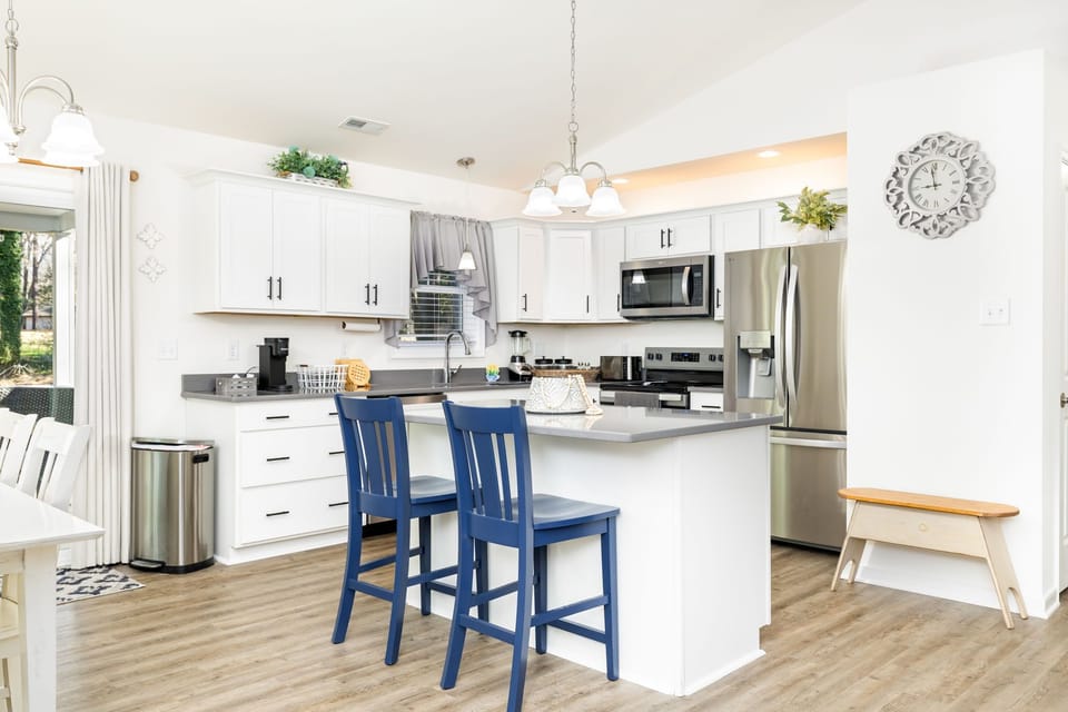 Fully furnished kitchen with everything needed for cooking.