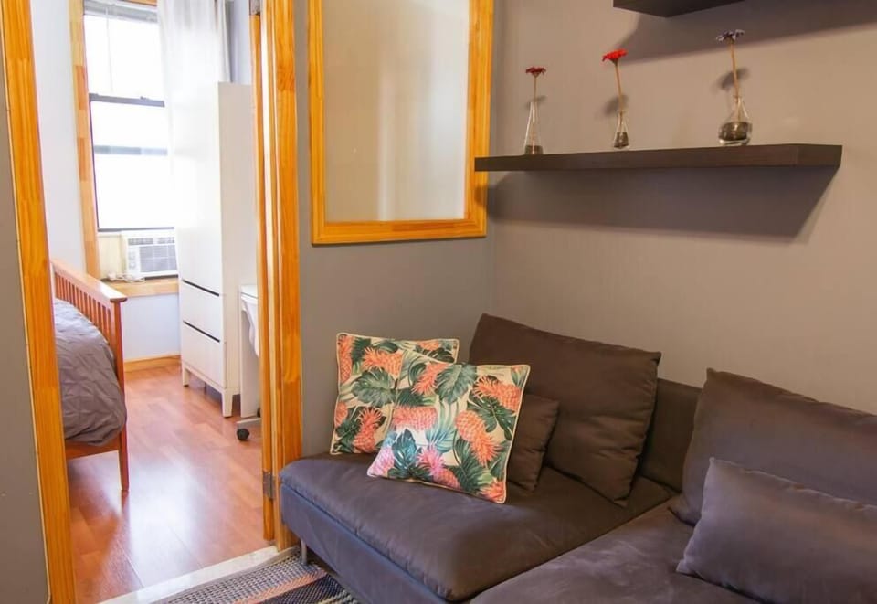 Comfort Apartment, City View | Living area | TV