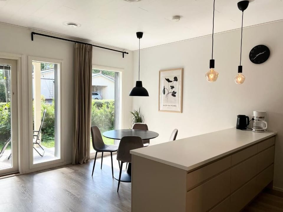 Comfort Duplex, 3 Bedrooms, Courtyard View, Courtyard Area | Interior