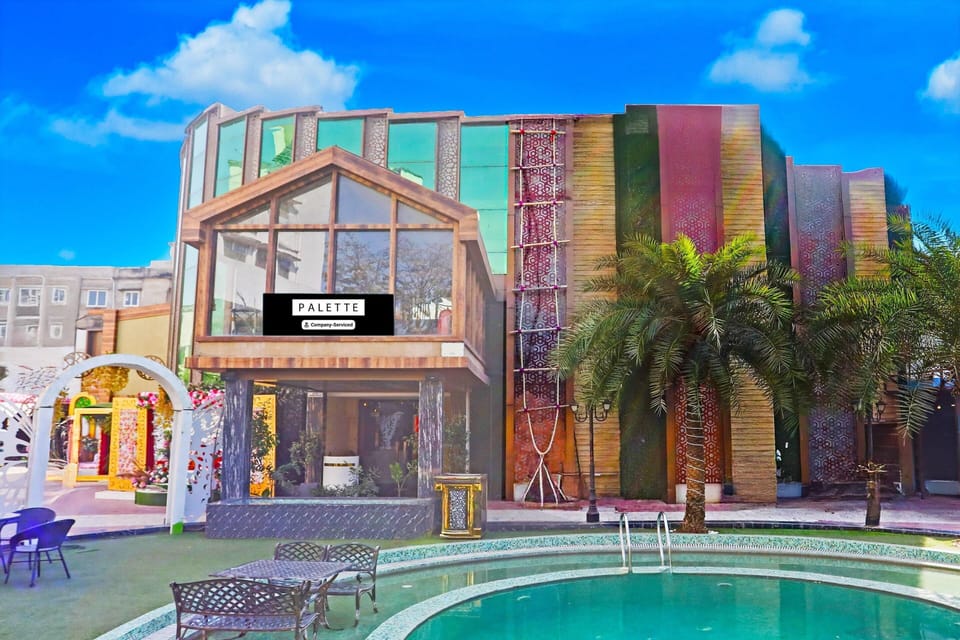 House | Pool