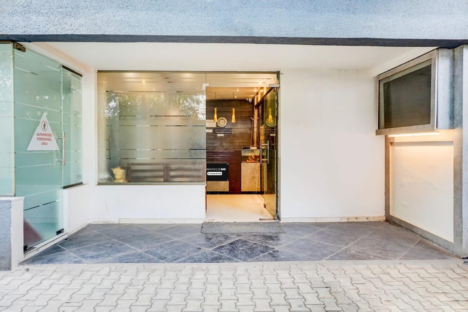 House | Reception