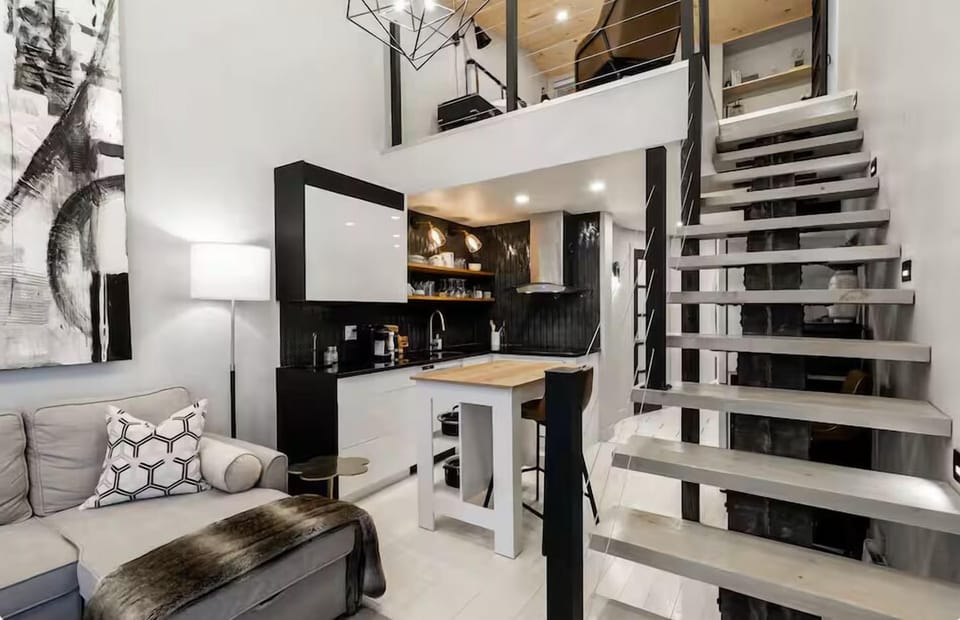Apartment, Balcony, Mountain View | Living area | Flat-screen TV