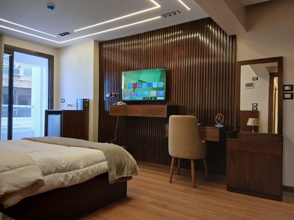 Standard Studio, Sea View | Free minibar, desk, laptop workspace, iron/ironing board