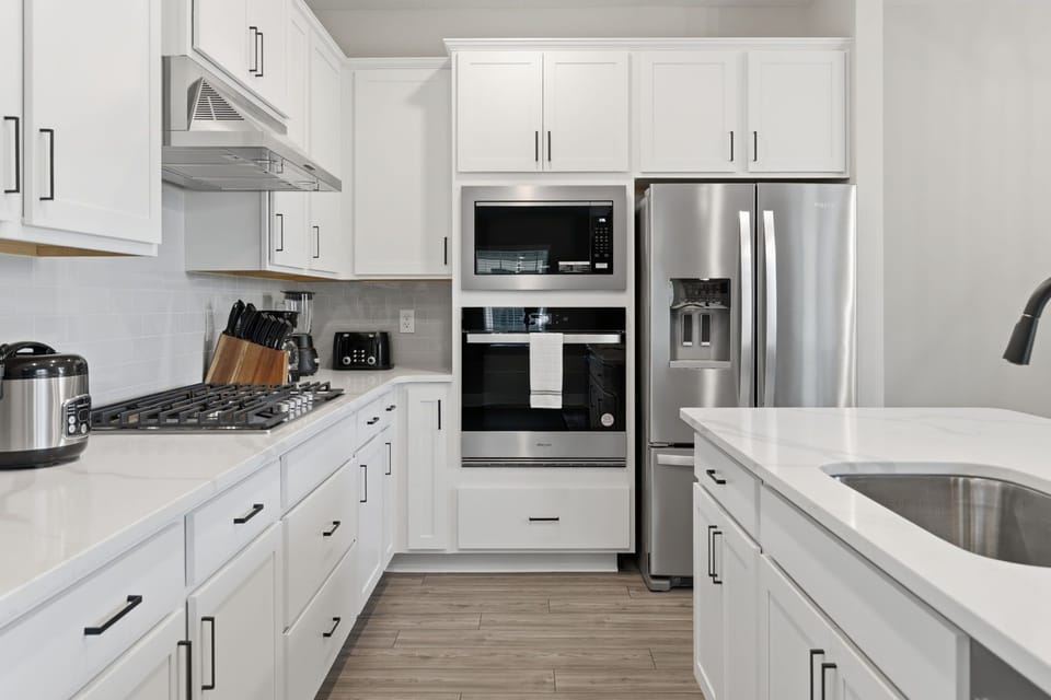 19-web-or-mls-7748Sommersworth-19