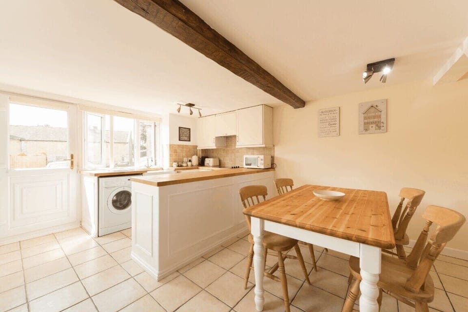 OPen plan kitchen/diner