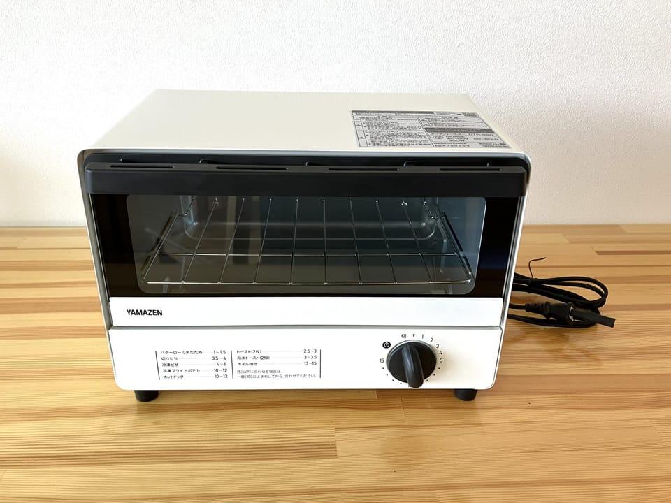 Full-size fridge, microwave, stovetop, rice cooker