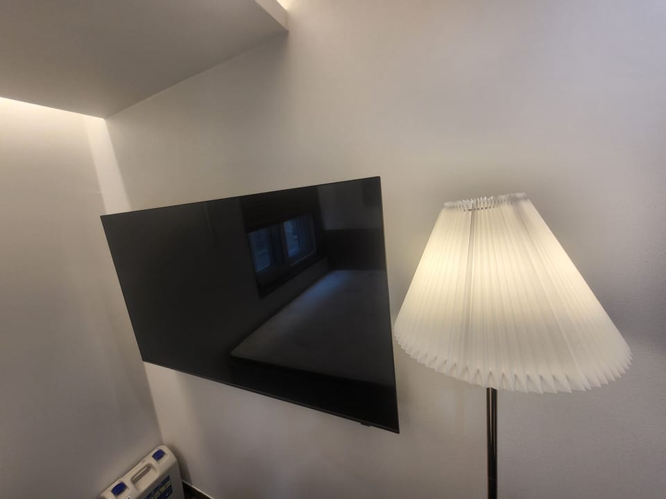 Standard Double Room | Television