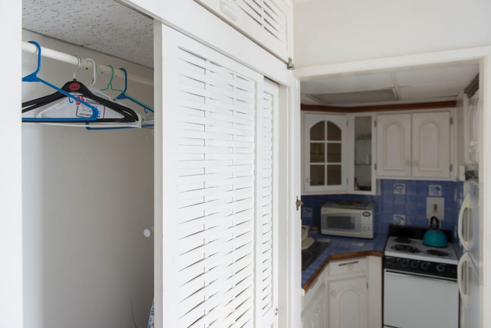Comfort Studio, Multiple Beds, City View | 1 bedroom, in-room safe, WiFi (surcharge), bed sheets