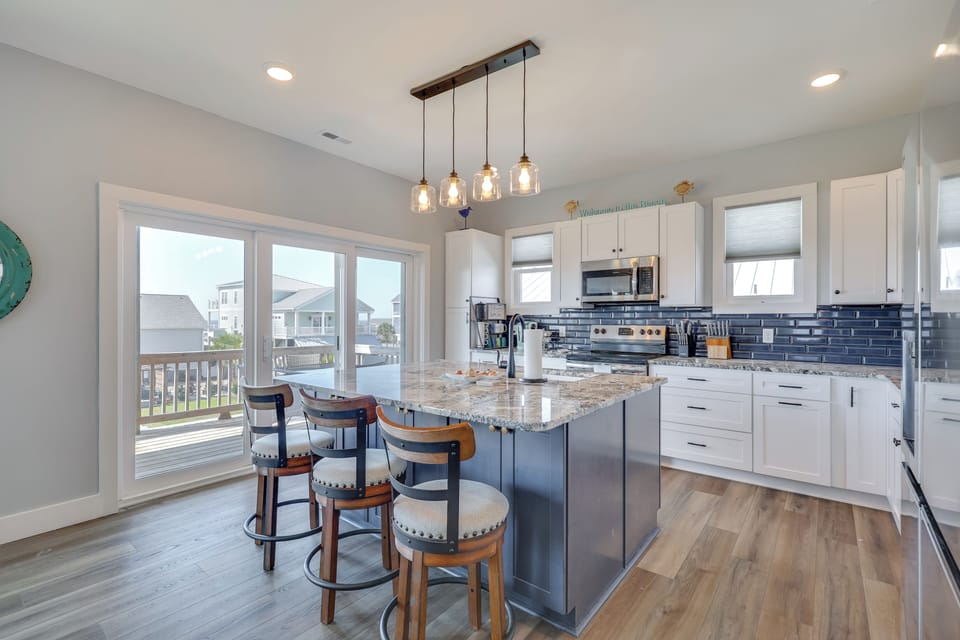 Kitchen | Upstairs