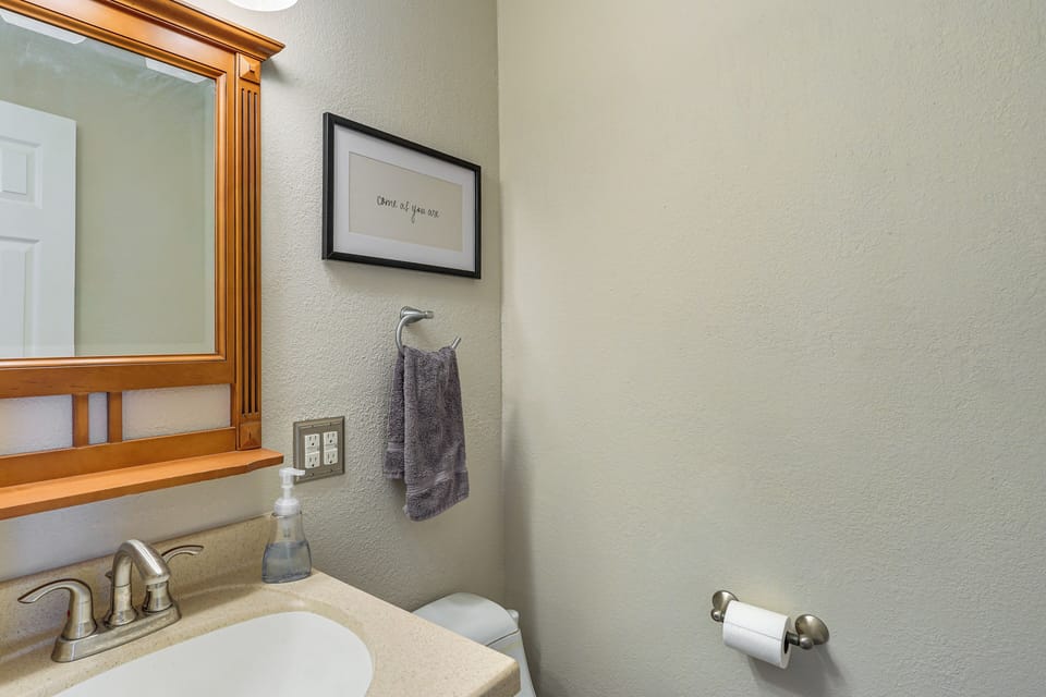 Half Bathroom | Main Level