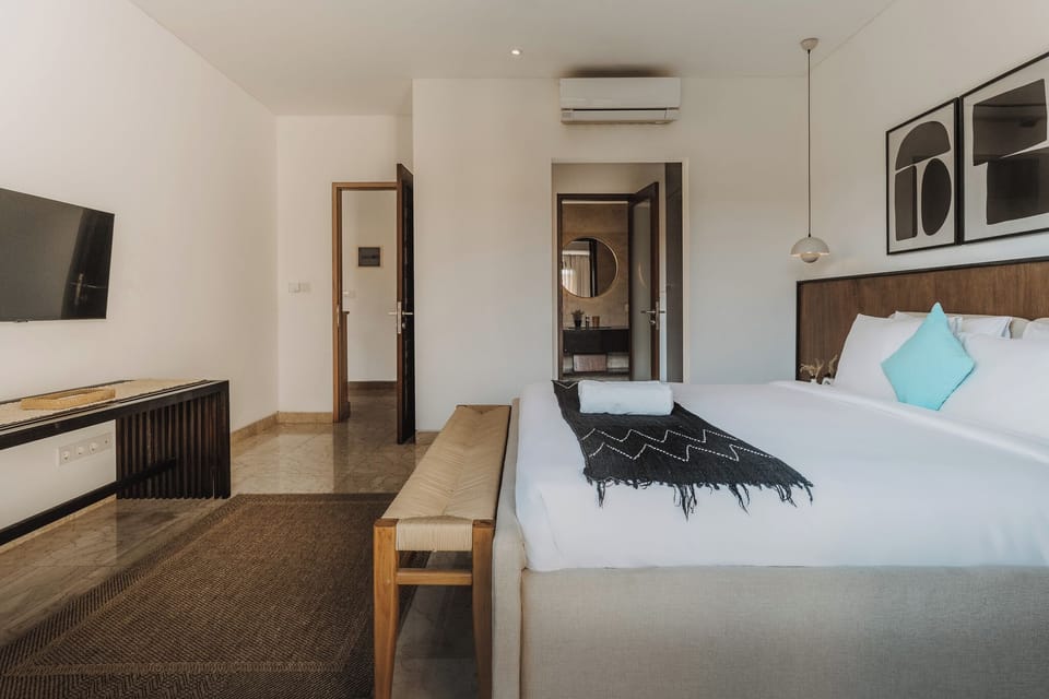 Villa, Balcony, Pool View | Desk, blackout drapes, iron/ironing board, free WiFi