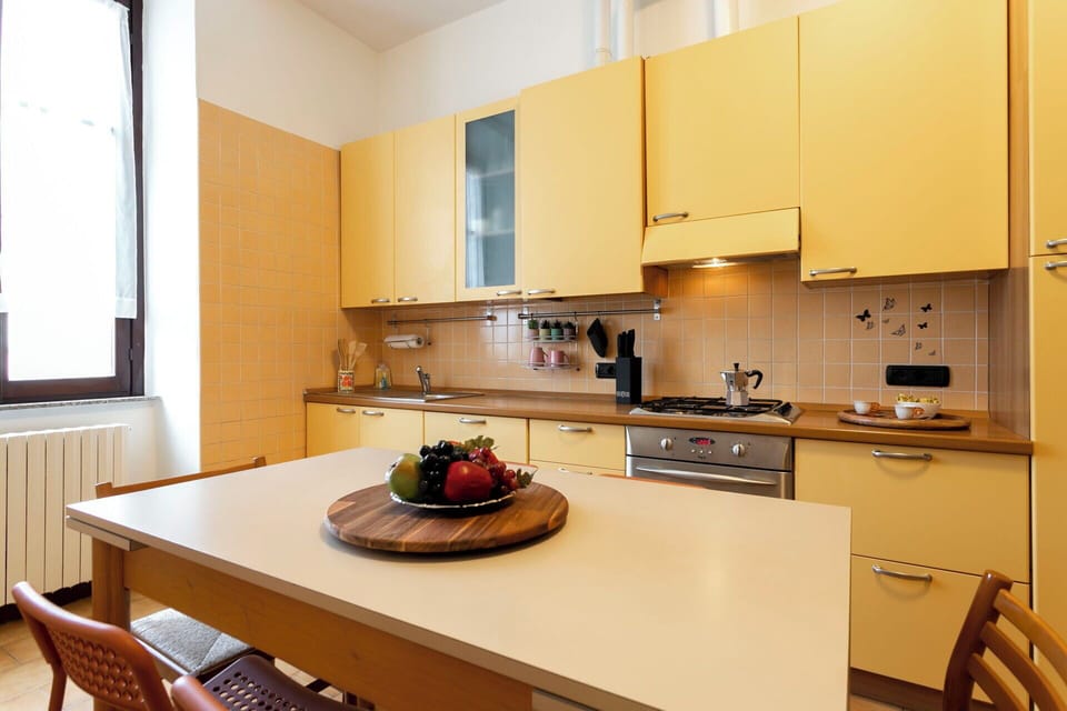 Dining Room, Kitchen