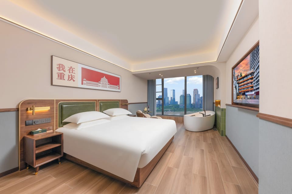 River View Private Bath King Room | Premium bedding, memory foam beds, minibar (free items), desk