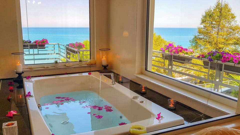 Jetted tub