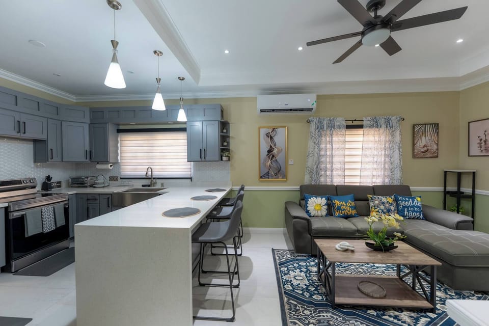 Villa, 2 Bedrooms, Smoking, Balcony | Interior
