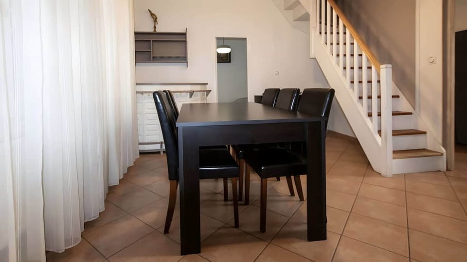 House | 5 bedrooms