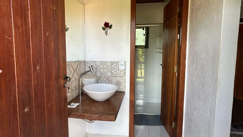 Superior Quadruple Room | Bathroom