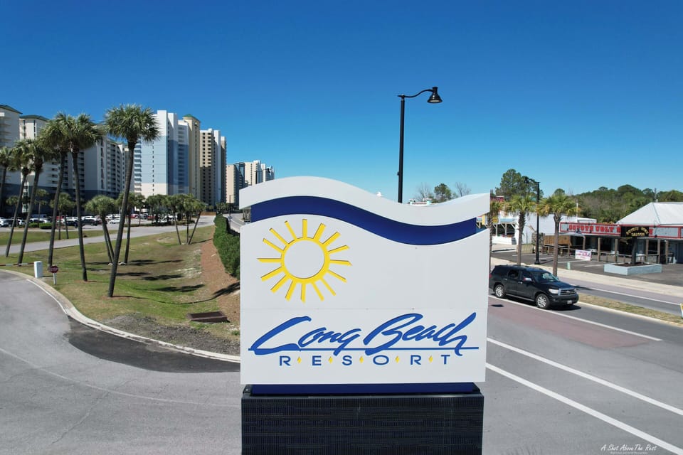 Long Beach is a gated resort located in the true heart of Panama City Beach. It is within walking distance to many popular restaurants and attractions, including Pineapple Willy's, Dee's Hangout, Barefoot on the Beach Bar & Grill, Firefly, Rock'it Lanes, Royal Escape Room, & Axe Throwing PCB and only 5 miles from Pier Park.