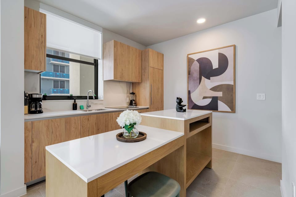 Fully equipped kitchen with beautiful views