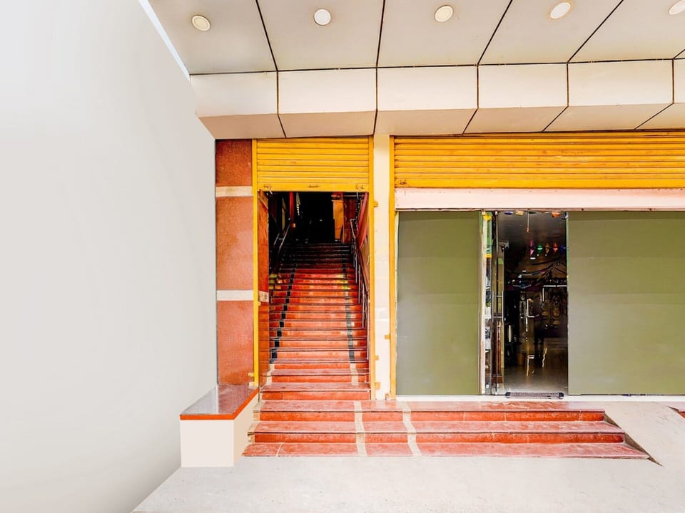 House | Reception