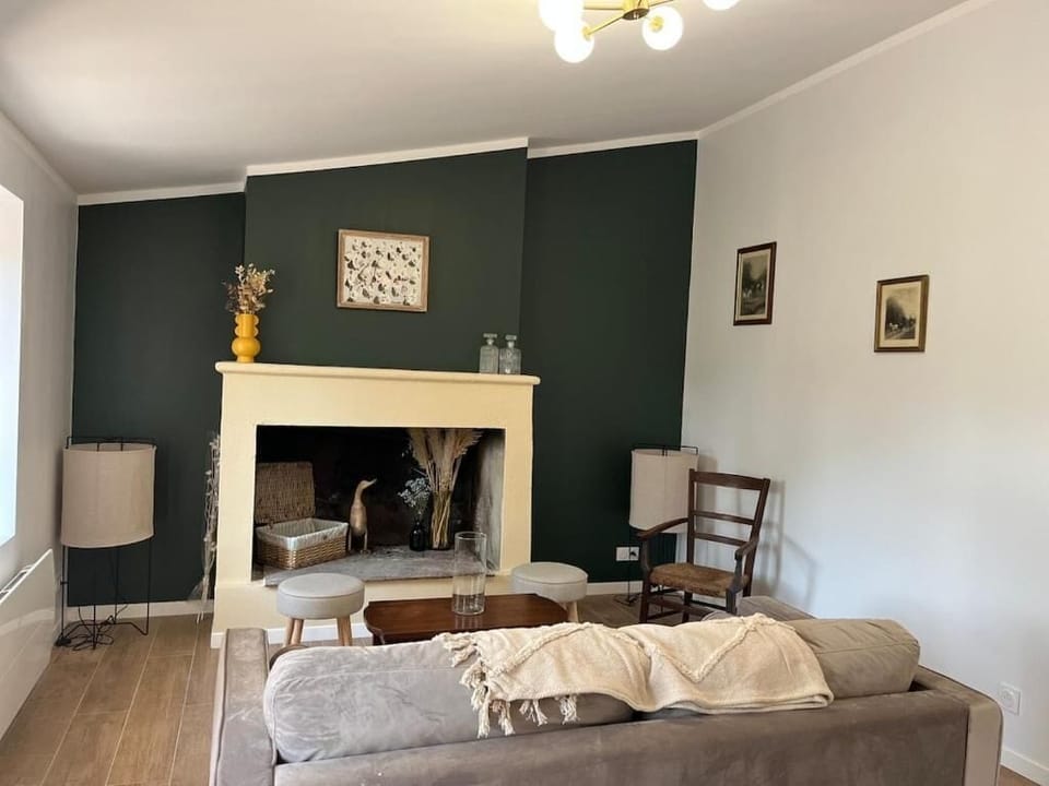 House, Garden View | Interior