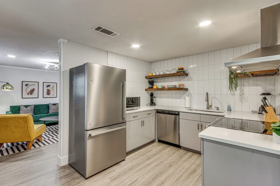 House (2 Bedrooms) | Interior