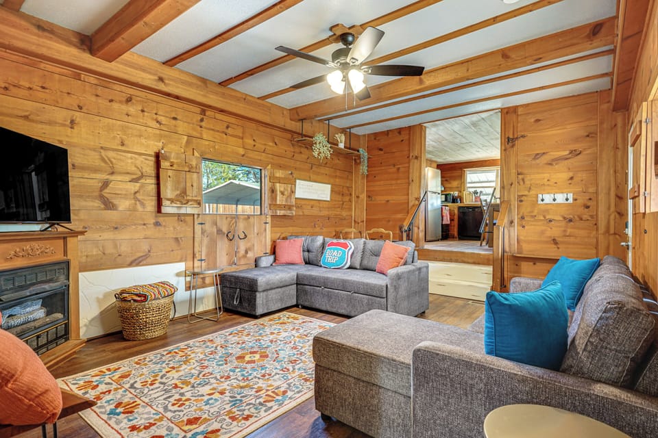 House (3 Bedrooms) | Front of property