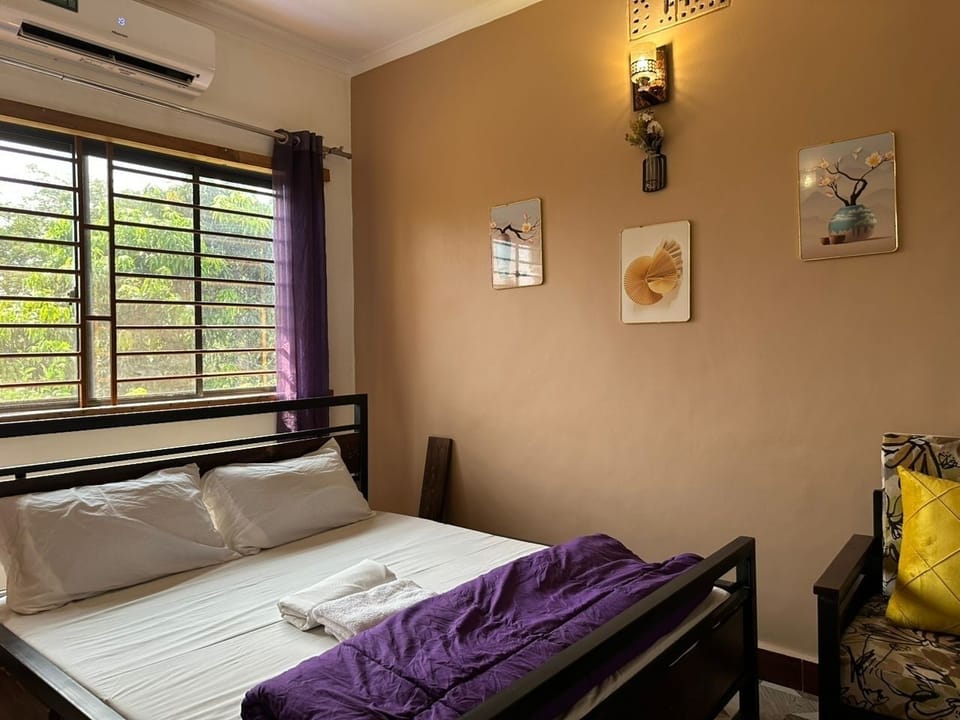 Comfort Double or Twin Room, Garden View | Desk, laptop workspace