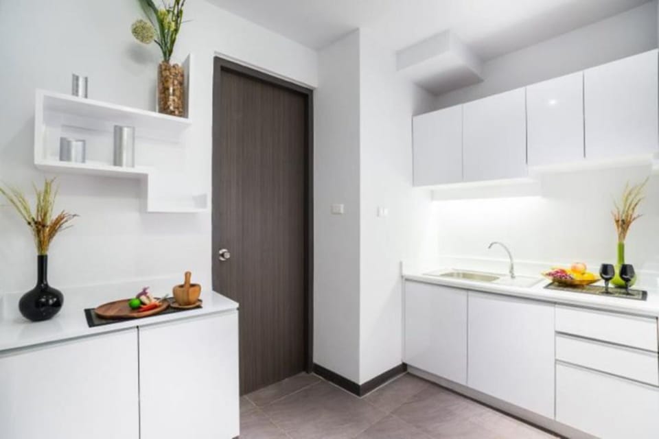 Suite | Desk, free WiFi, bed sheets