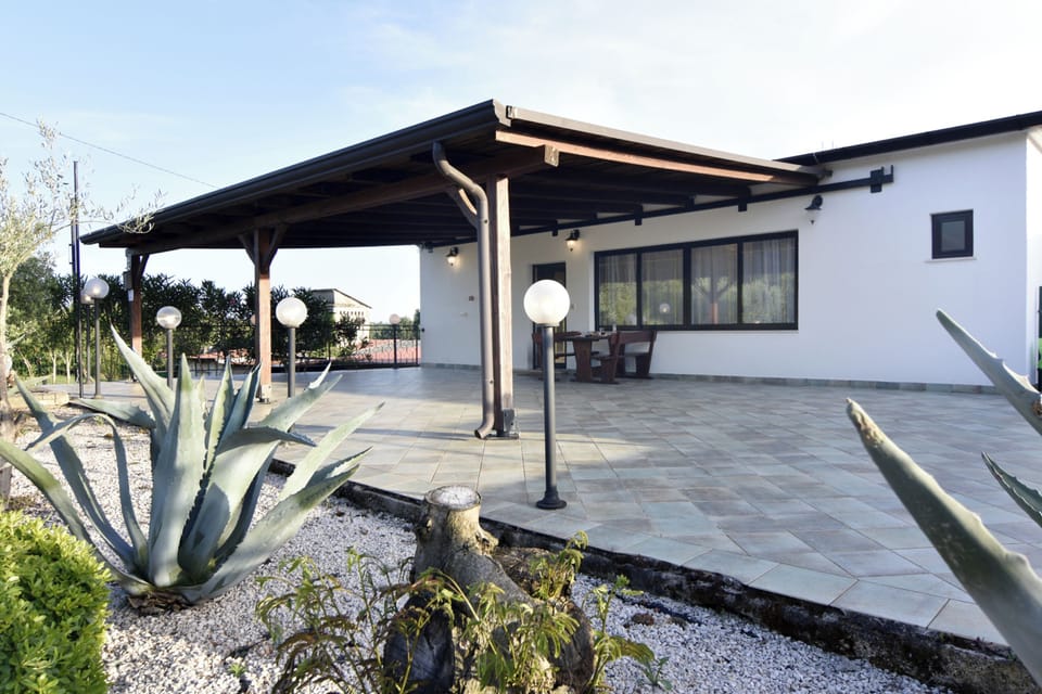 Apartment, 2 Bedrooms, Patio, Garden View | Terrace/patio