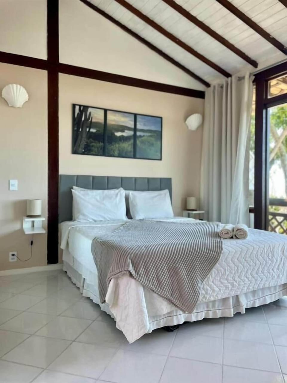 Deluxe Room, Balcony, Sea View | In-room safe, free WiFi