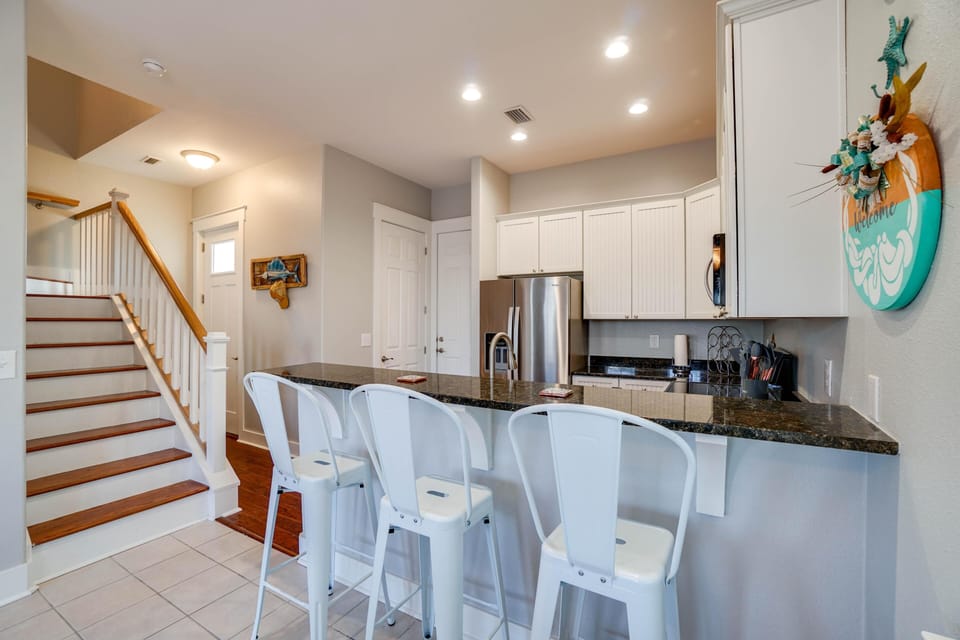House, Multiple Beds (Waterside Village Cottage 3222 - Sand) | Private kitchen