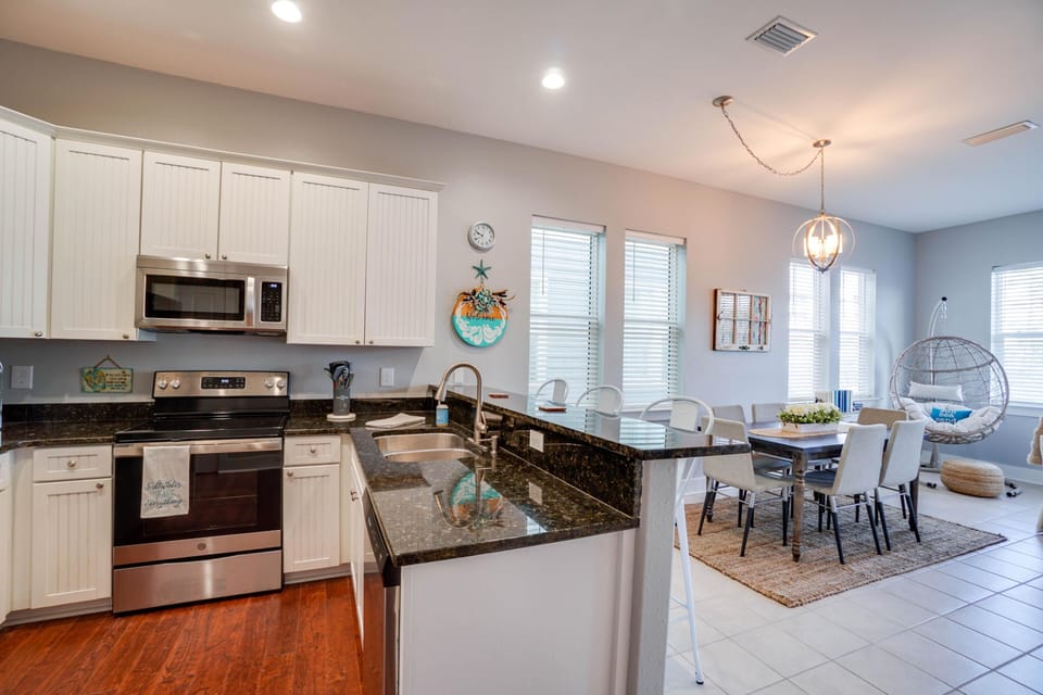House, Multiple Beds (Waterside Village Cottage 3222 - Sand) | Private kitchen