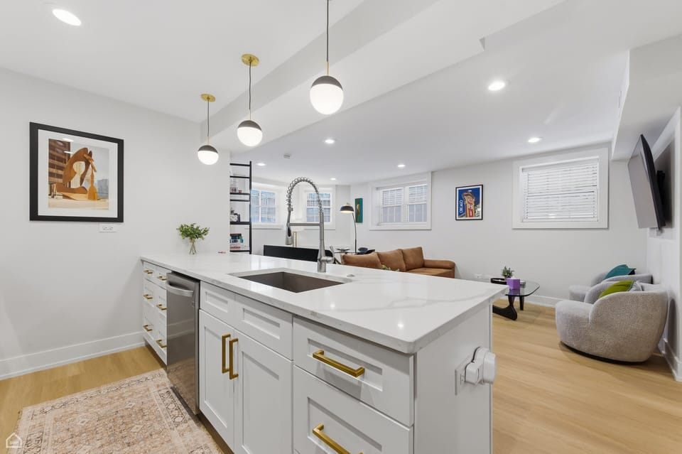 Indoors, Home Decor, Sink, Sink Faucet, Kitchen