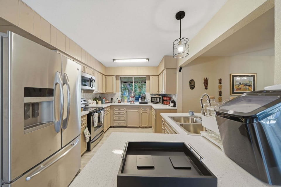 Indoors, Kitchen, Appliance, Refrigerator, Sink