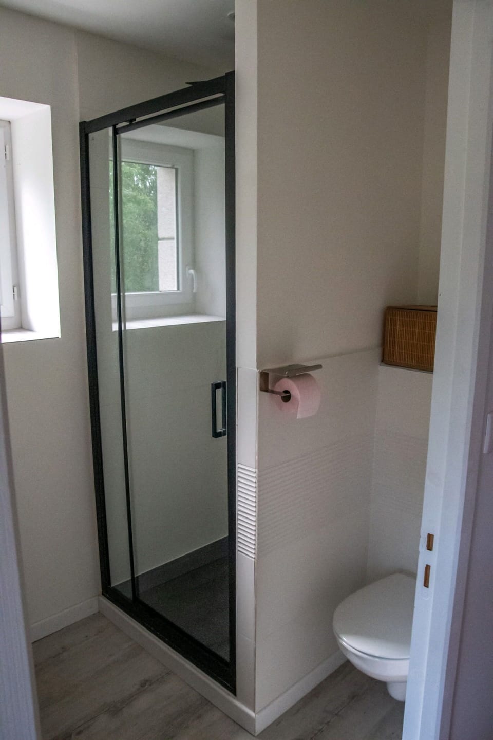 Comfort Triple Room, Courtyard View | Bathroom