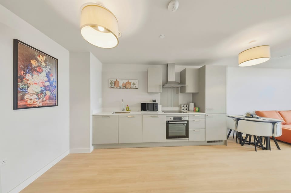 Luxury Apartment, 1 King Bed with Sofa bed, Non Smoking, Kitchenette | Living area