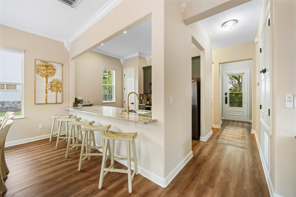 Spacious kitchen bar seating—ideal for casual meals, coffee, or gathering with the group
Perfect spot for breakfast, snacks, or keeping the conversation going while cooking