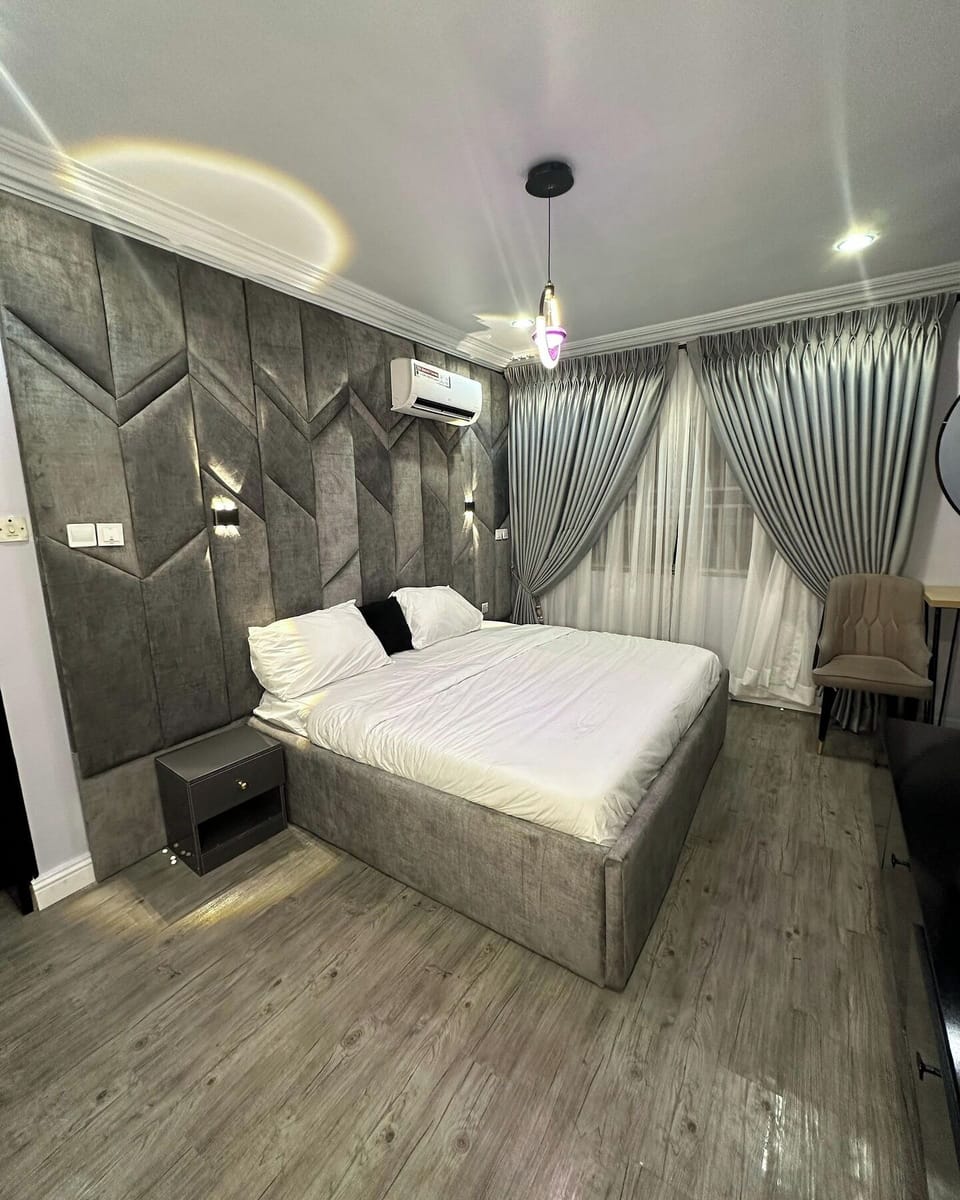 Deluxe Room, Balcony, City View | Desk, laptop workspace, blackout drapes, soundproofing